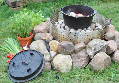 Feuertopf Deckelheber - Petromax - Wildnissport