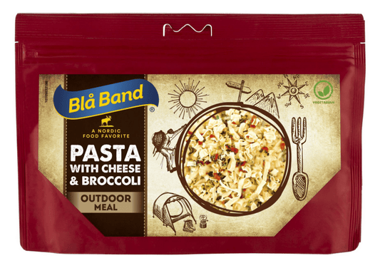 Pasta mit Käe und Brokkoli Trekkingmahlzeit - Blå Band - Wildnissport